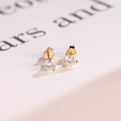 0.7 CT Round Moissanite Stud Earrings