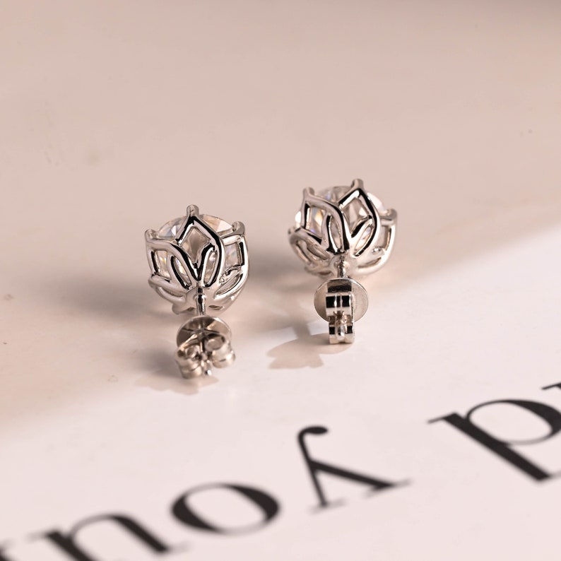 2 TCW Round Moissanite Stud Earrings