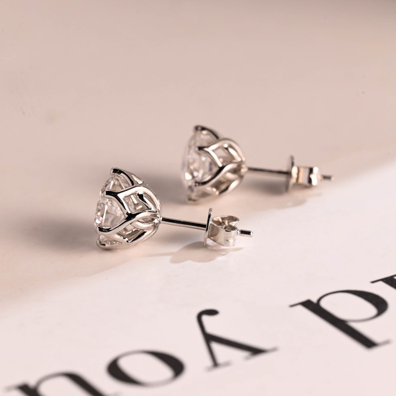 2 TCW Round Moissanite Stud Earrings