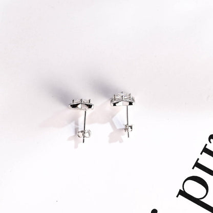 0.8 TCW Round Moissanite Stud Earrings