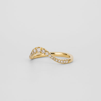 0.20 TCW Round Curved Moissanite Wedding Band