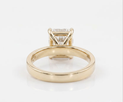 2 CT Radiant Solitaire Moissanite Engagement Ring