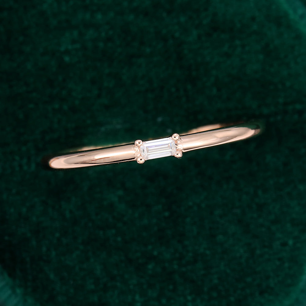 0.11 CT Baguette Classic Moissanite Wedding Band