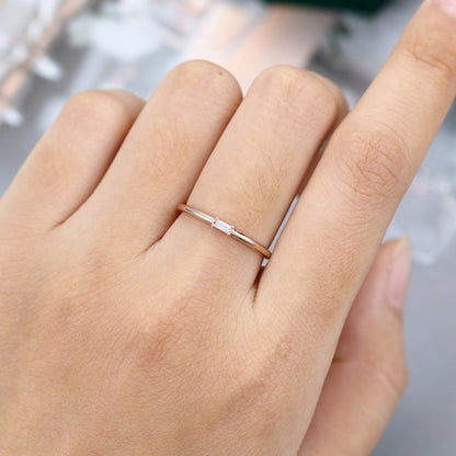0.11 CT Baguette Classic Moissanite Wedding Band