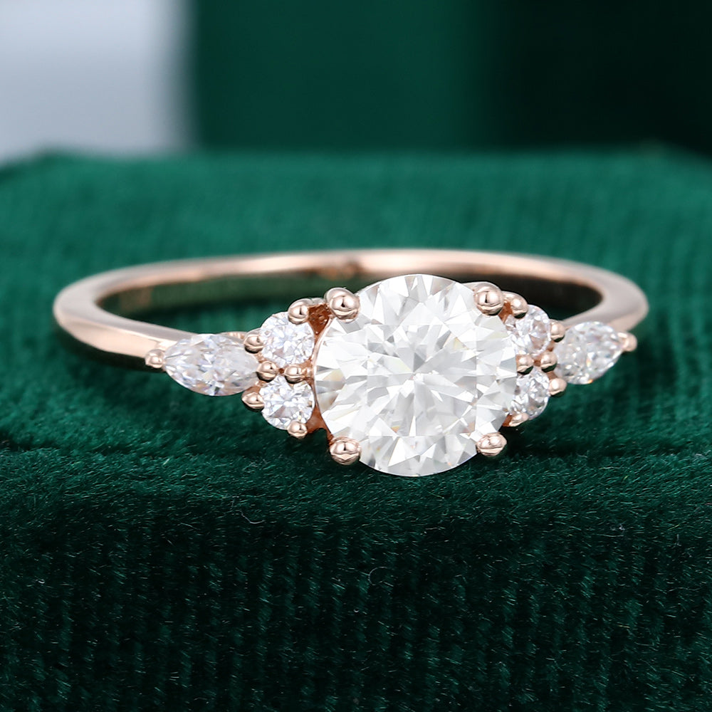 0.88 CT Round Cluster Moissanite Engagement Ring