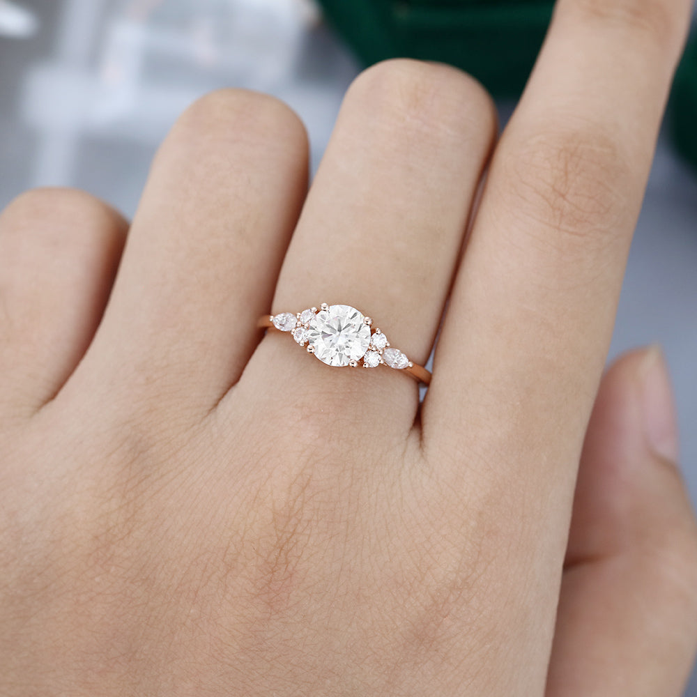 0.88 CT Round Cluster Moissanite Engagement Ring