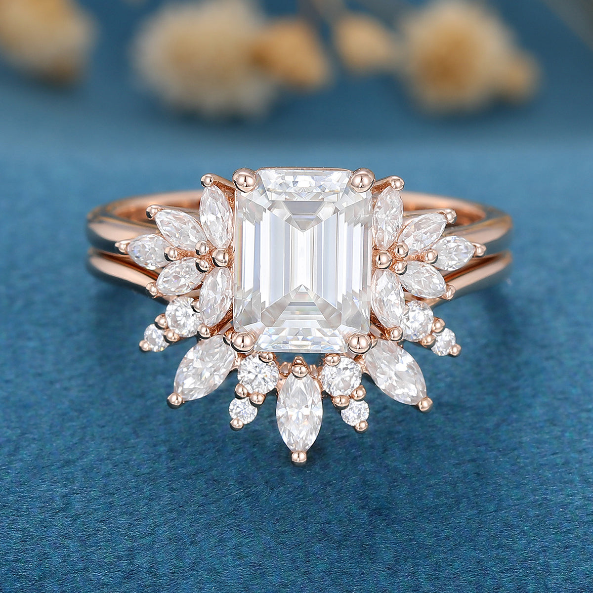 1.6 CT Emerald Cluster Moissanite Bridal Set