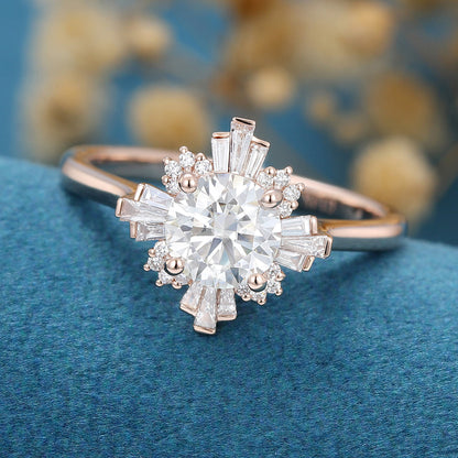 0.88 CT Round Cluster Moissanite Engagement Ring