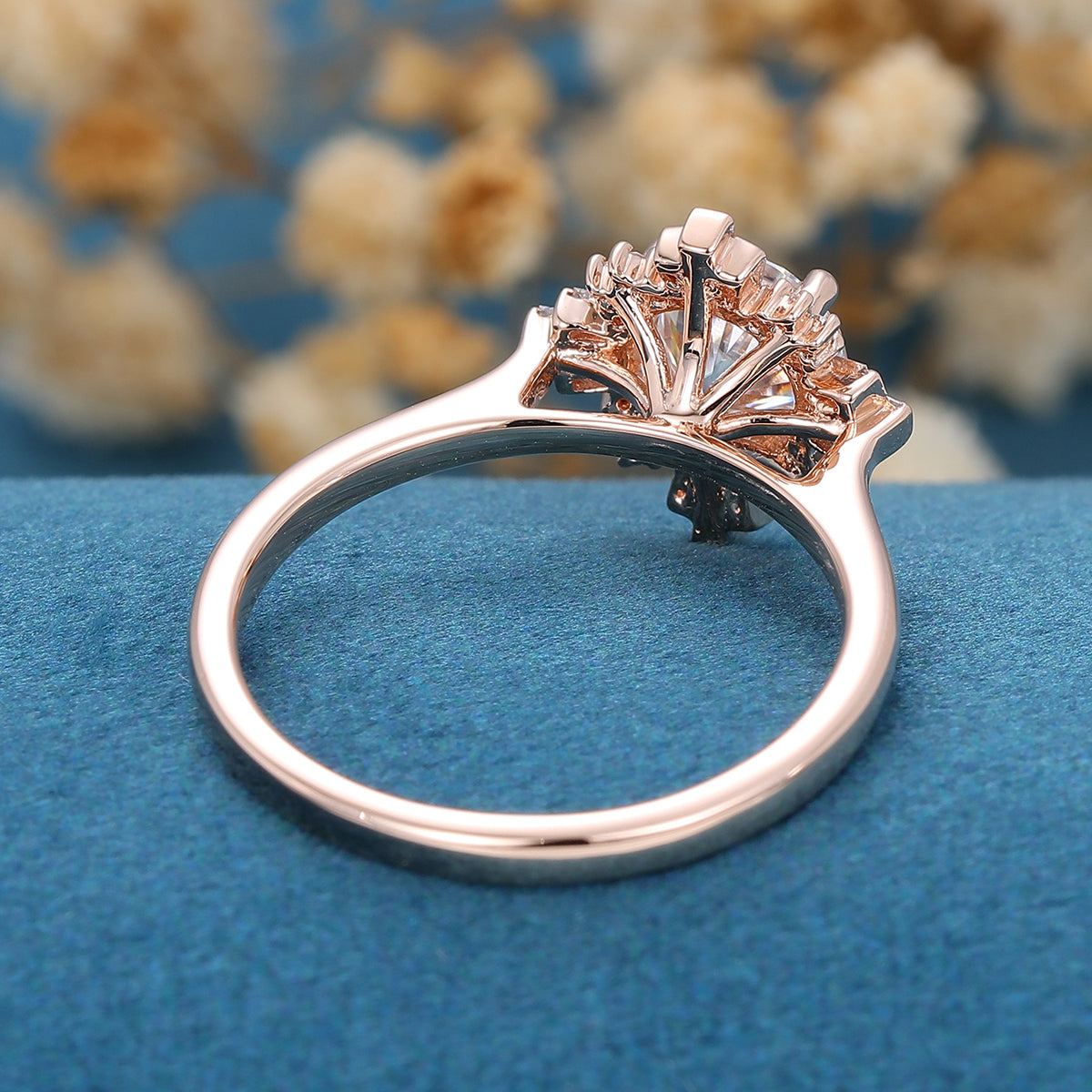 0.88 CT Round Cluster Moissanite Engagement Ring