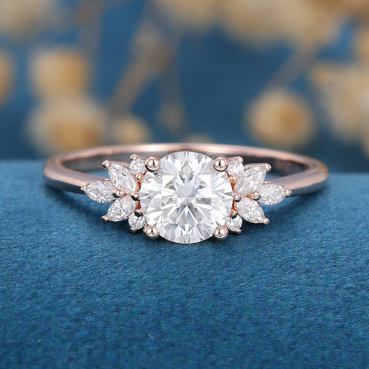 0.21 CT Round Cluster Moissanite Engagement Ring