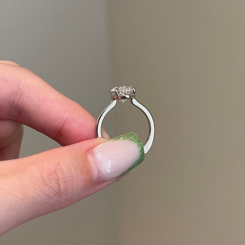 3.5 CT Oval Solitaire Moissanite Engagement Ring