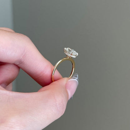 2 CT Oval Hidden Halo Moissanite Engagement Ring