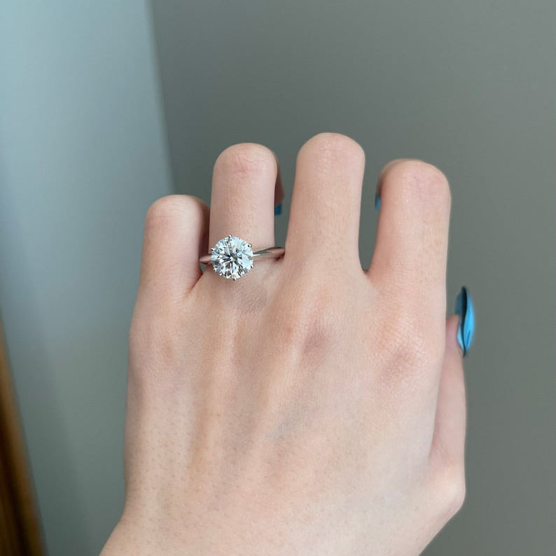 3 CT Round Solitaire Moissanite Engagement Ring