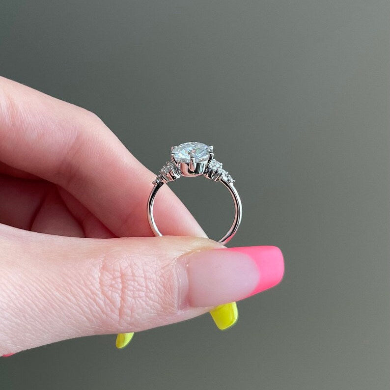 2 CT Round Cluster Moissanite Engagement Ring