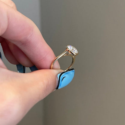 2.5 CT Round Bezel Moissanite Engagement Ring