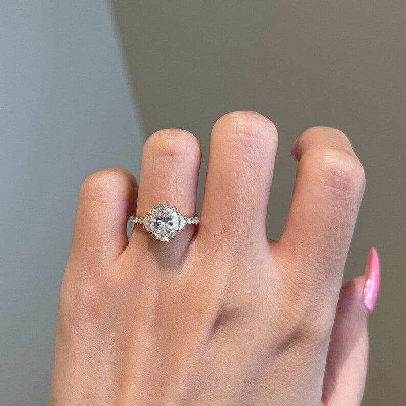 2 CT Oval Pave Moissanite Engagement Ring