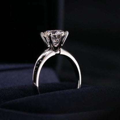 1.5 CT Round Solitaire Moissanite Engagement Ring
