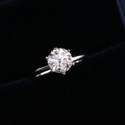 1.5 CT Round Solitaire Moissanite Engagement Ring