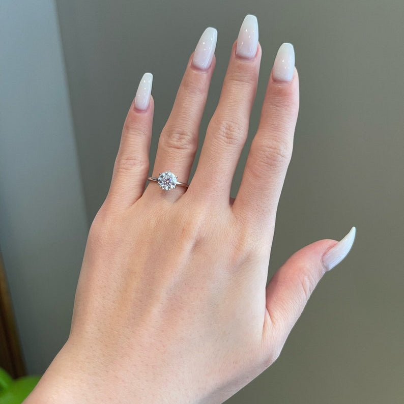 1 CT Round Solitaire Moissanite Engagement Ring