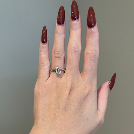 1 CT Emerald Solitaire Moissanite Engagement Ring