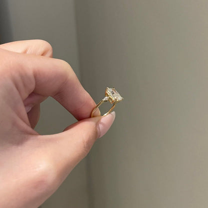 2.5 CT Radiant Three Stone Moissanite Engagement Ring