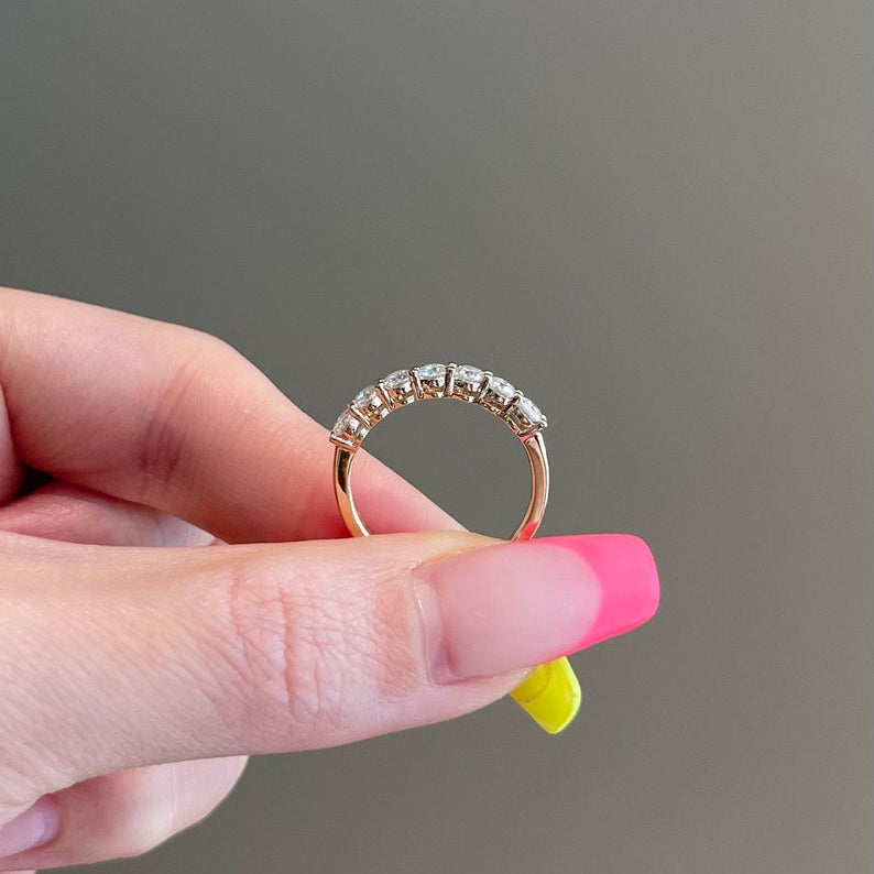 0.7 TCW Round Seven Stone Moissanite Wedding Band