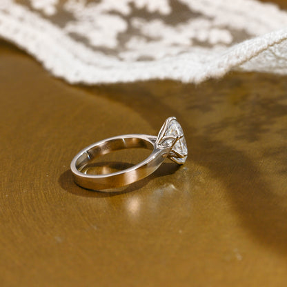 2 CT Emerald Pave Moissanite Engagement Ring
