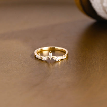 0.15 TCW Round Milgrain Lab Grown Diamond Wedding Band