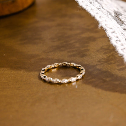 0.15 TCW Round Milgrain Lab Grown Diamond Wedding Band