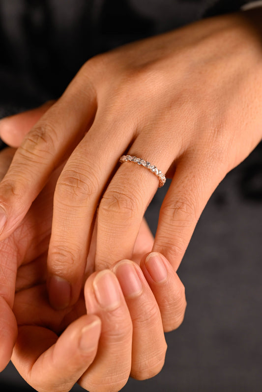 0.15 TCW Round Milgrain Lab Grown Diamond Wedding Band