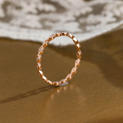 0.15 TCW Round Milgrain Lab Grown Diamond Wedding Band