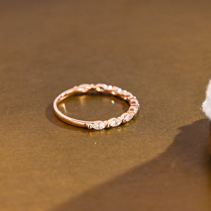 0.15 TCW Round Milgrain Lab Grown Diamond Wedding Band