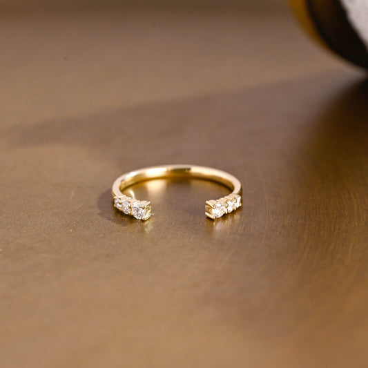 0.15 TCW Round Milgrain Lab Grown Diamond Wedding Band