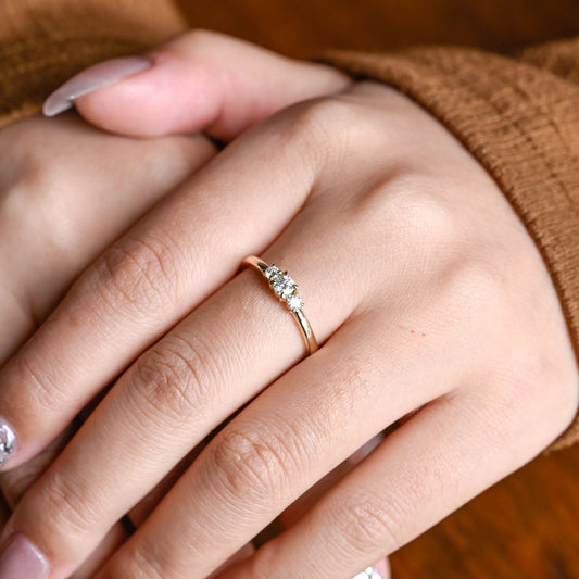 0.15 TCW Round Milgrain Lab Grown Diamond Wedding Band