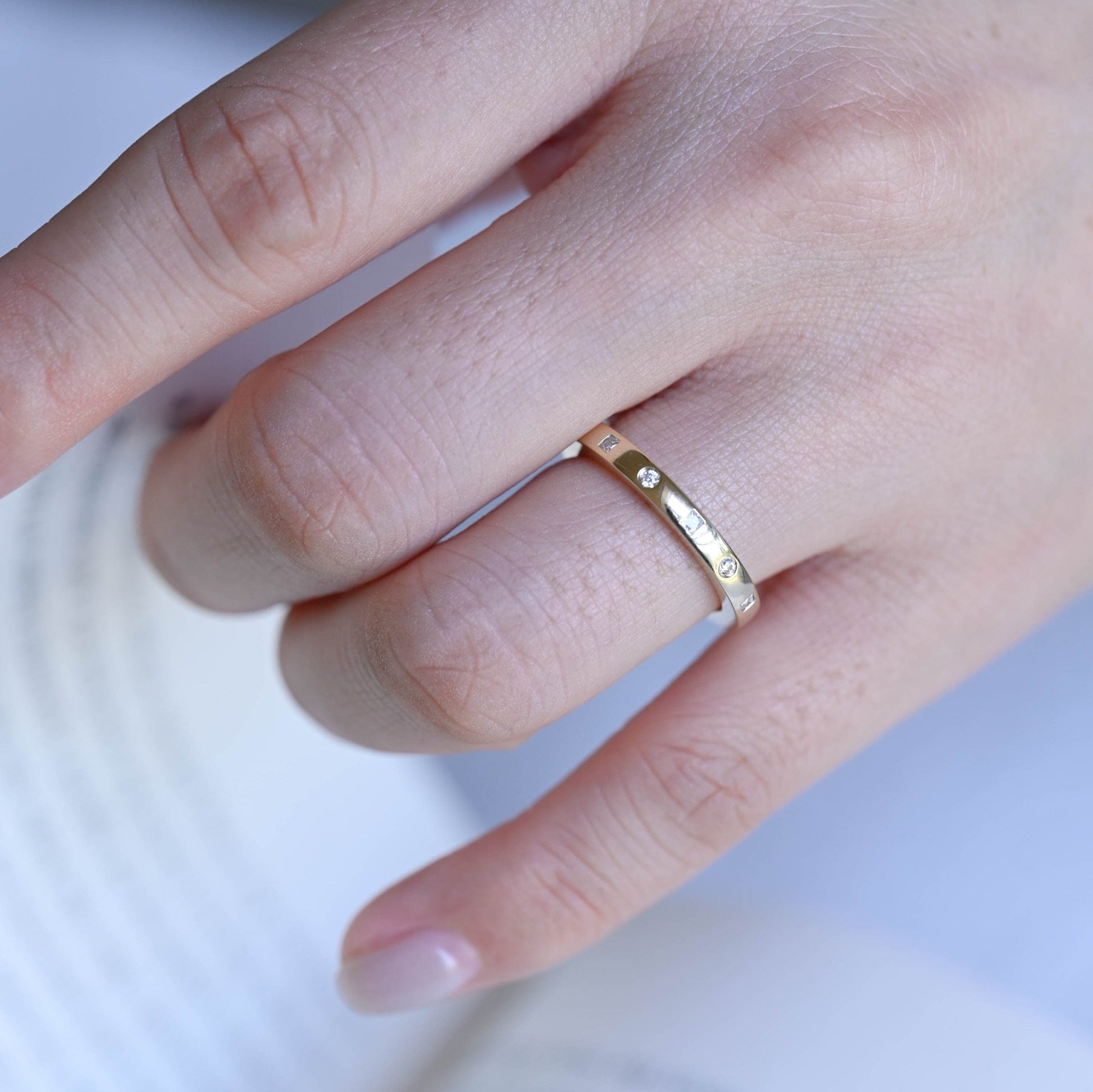 0.15 TCW Round Milgrain Lab Grown Diamond Wedding Band