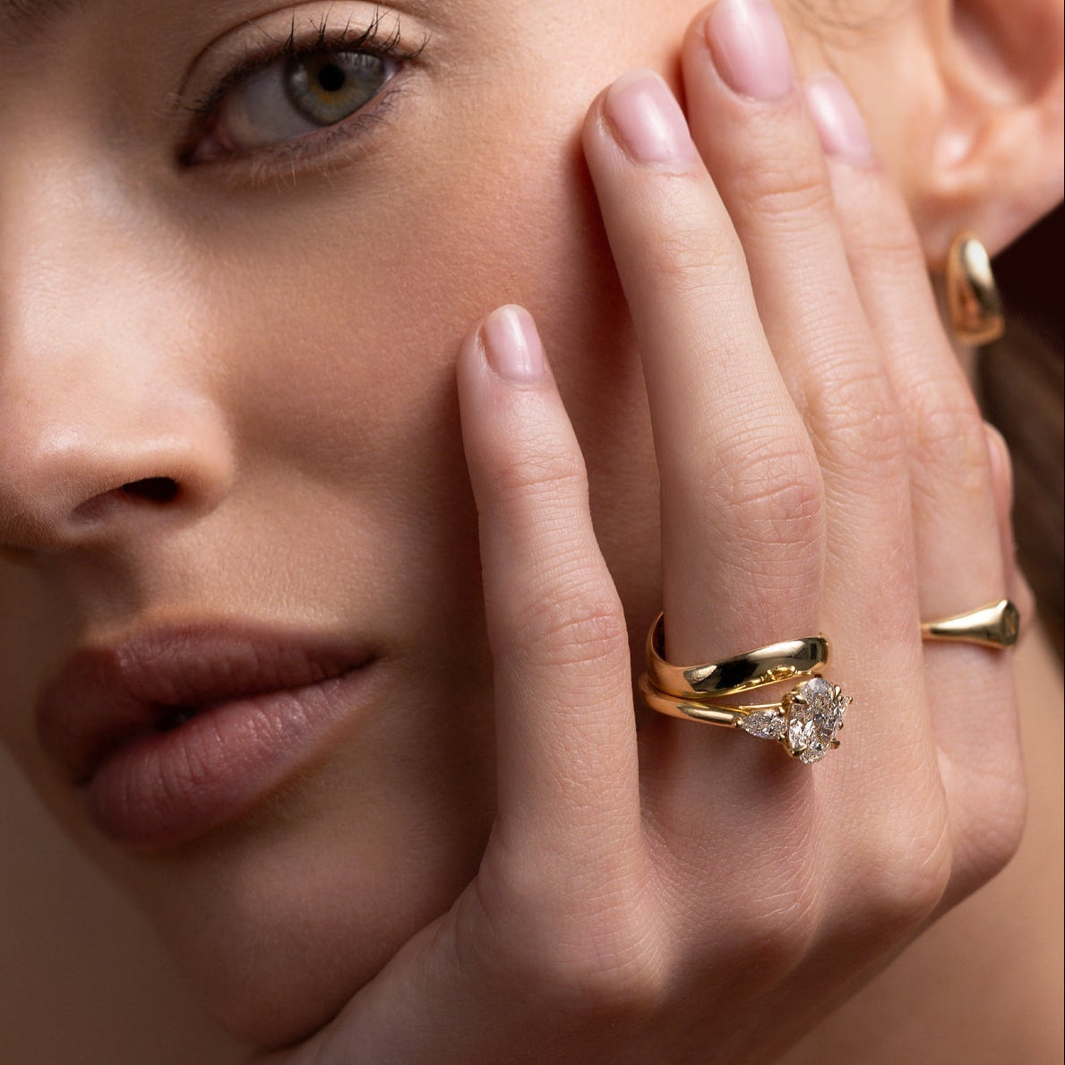 Classic Curved Wedding Band