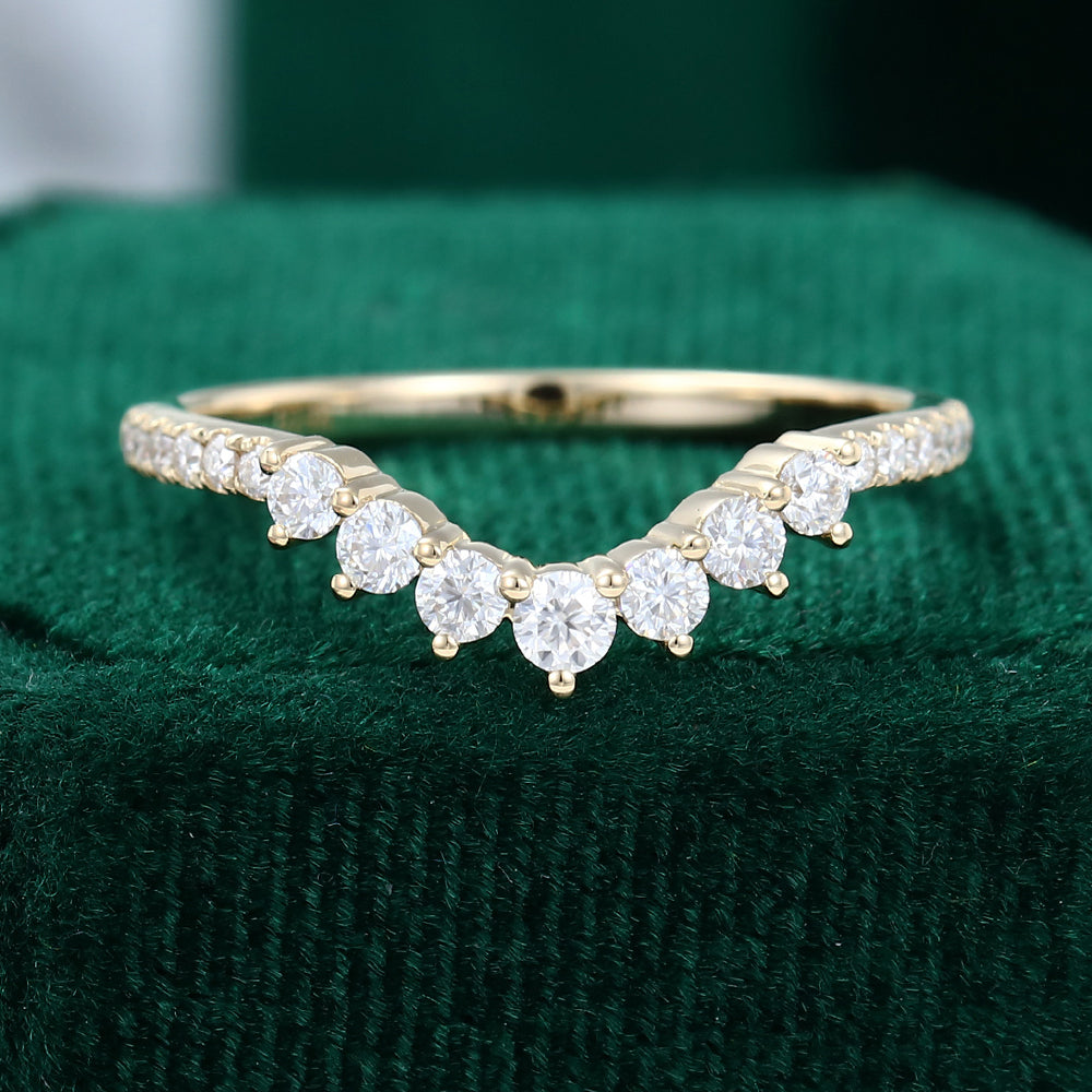 0.37 TCW Round Curved Moissanite Wedding Band
