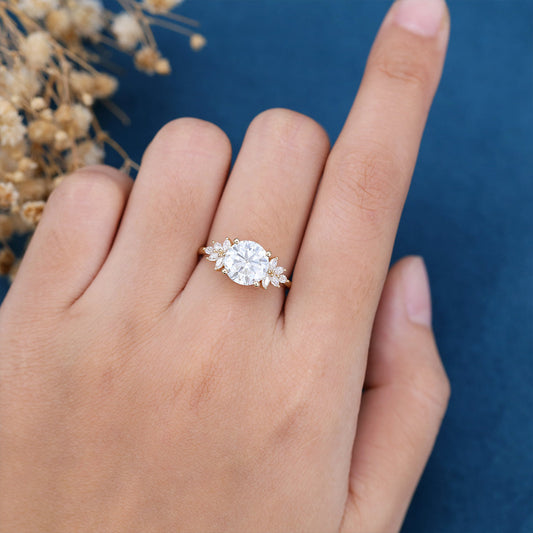 1.9 CT Round Cluster Moissanite Engagement Ring