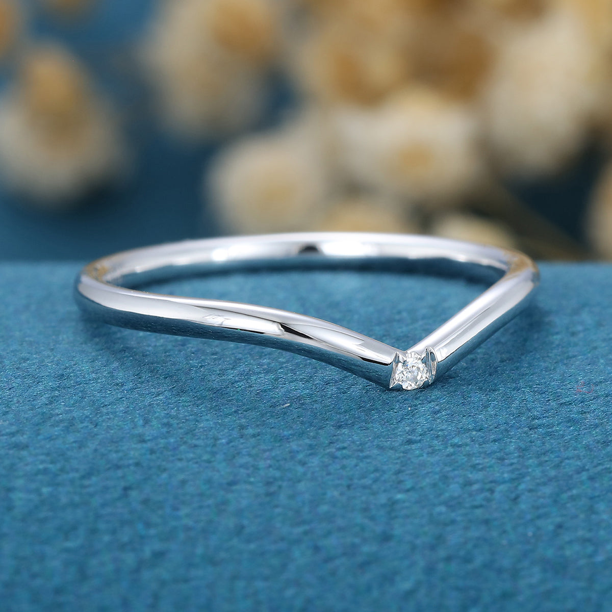 0.01 TCW Round Curved Moissanite Wedding Band