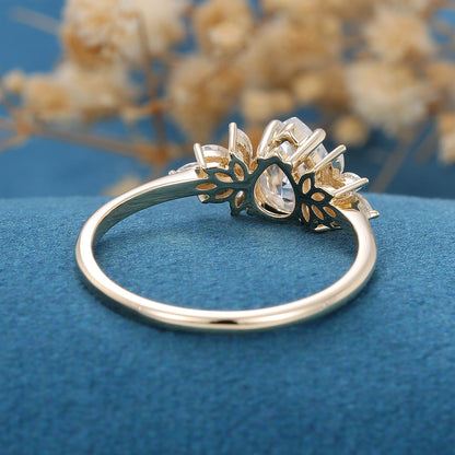 1 CT Pear Cluster Moissanite Engagement Ring