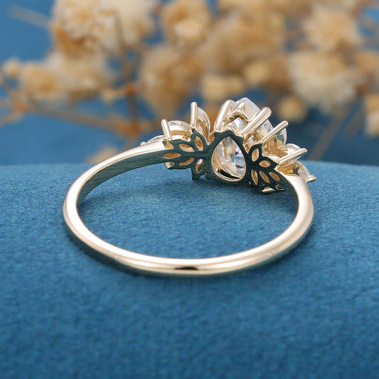 1 CT Pear Cluster Moissanite Engagement Ring