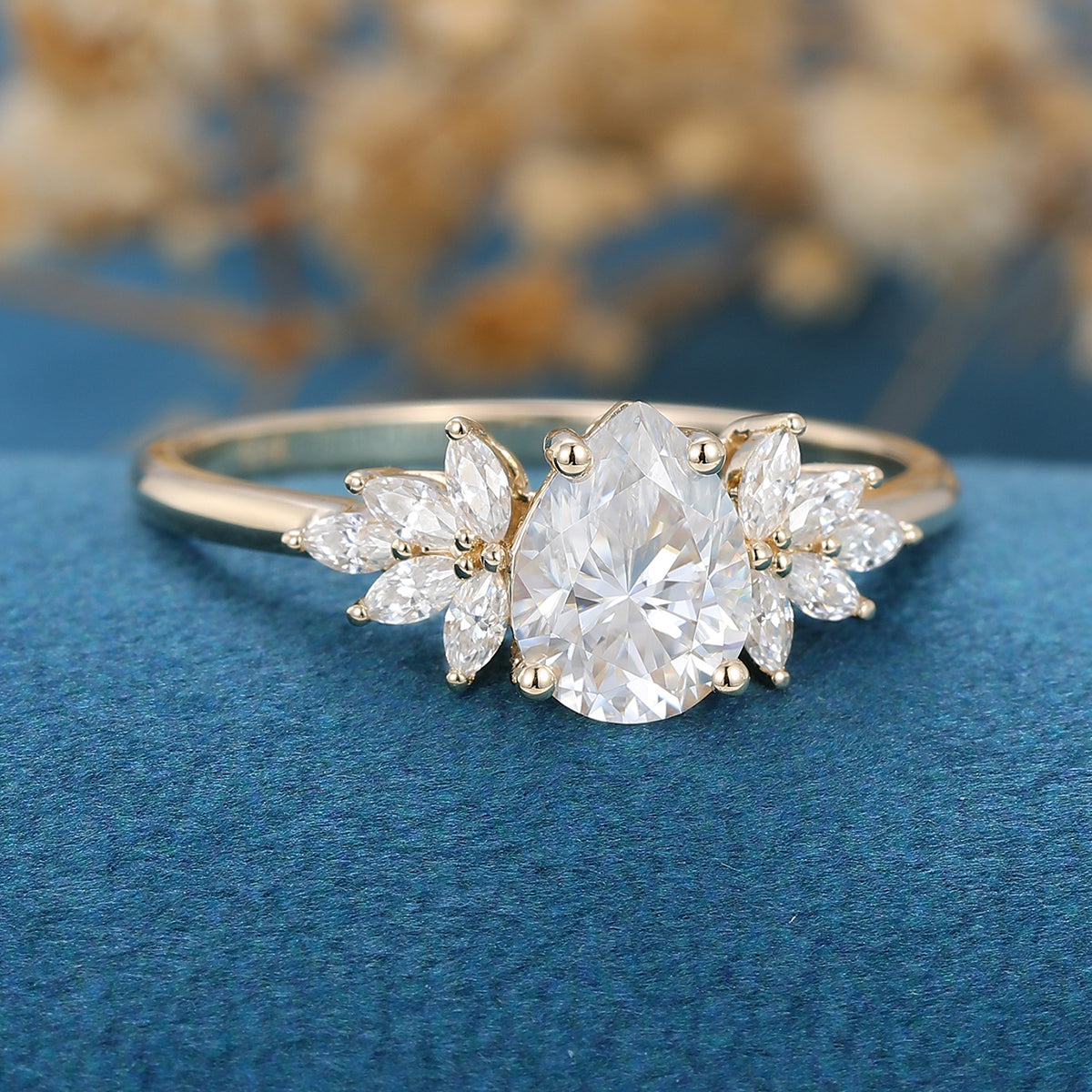 1 CT Pear Cluster Moissanite Engagement Ring