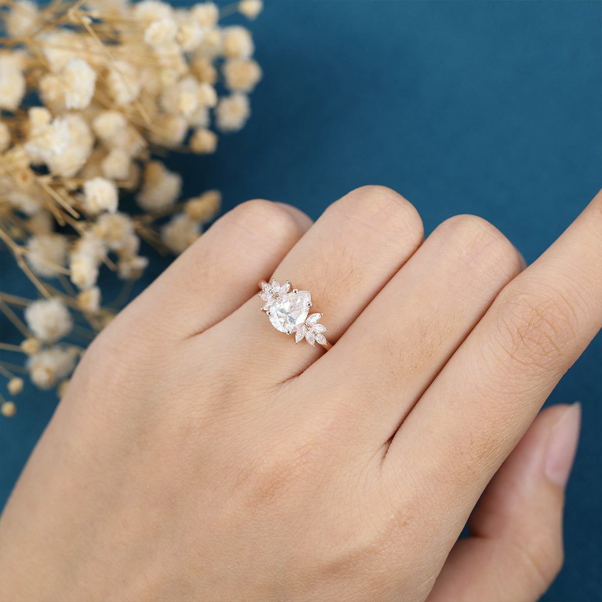 1 CT Pear Cluster Moissanite Engagement Ring