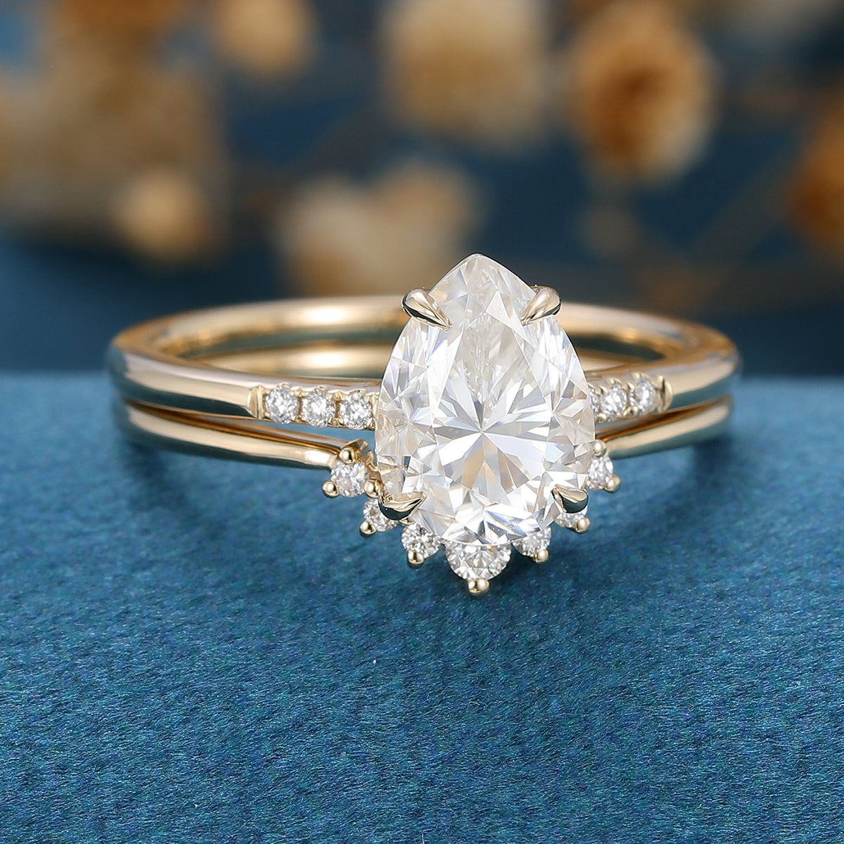 1 CT Pear Pave Moissanite Bridal Set