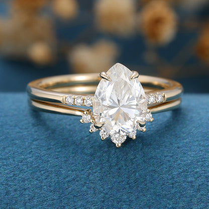 1 CT Pear Pave Moissanite Bridal Set