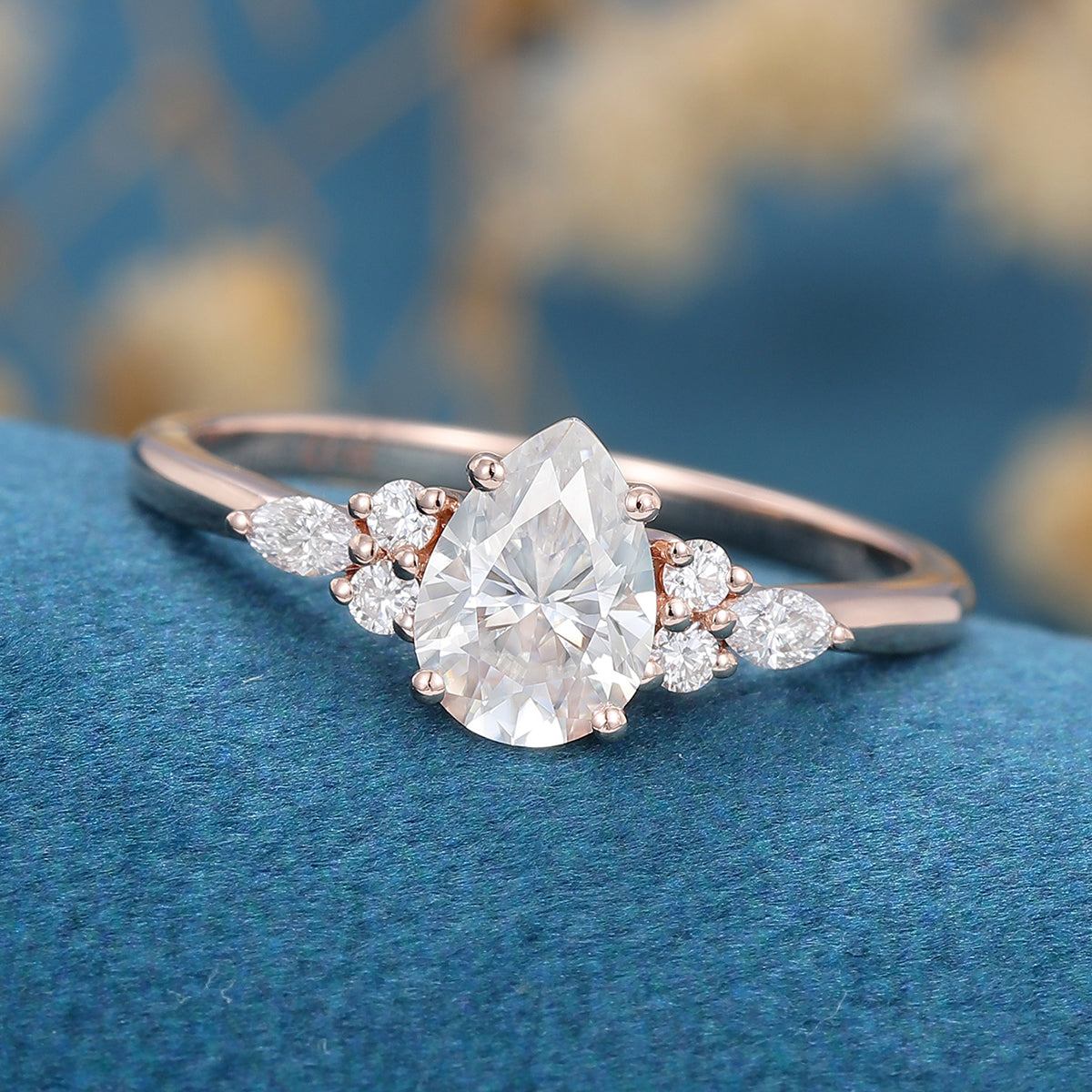 1 CT Pear Cluster Moissanite Engagement Ring