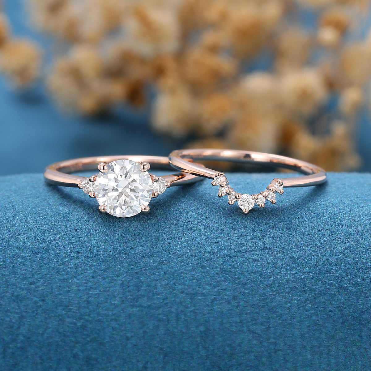 0.88 CT Round Cluster Moissanite Bridal Set