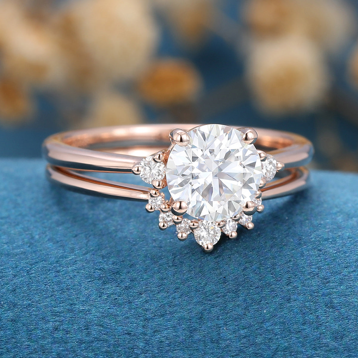 0.88 CT Round Cluster Moissanite Bridal Set