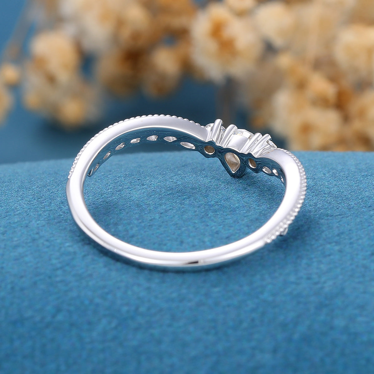 1.5 TCW Round & Pear Curved & Milgrain Moissanite Wedding Band