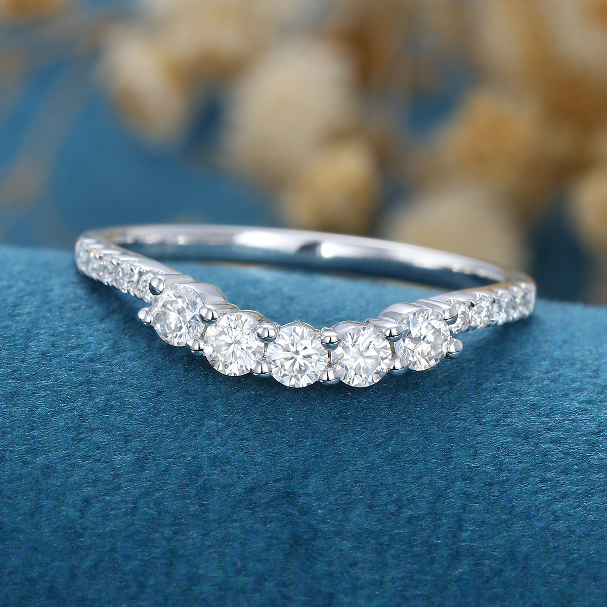 0.43 TCW Round Curved Moissanite Wedding Band